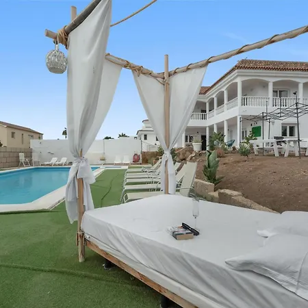 Вілла Luxury Vistas Al Mar Адехе