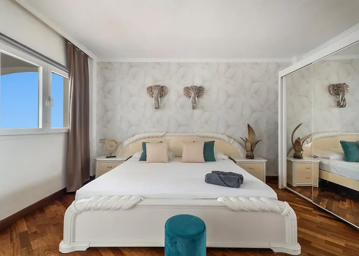 Luxury Vistas Al Mar Costa Adeje (Tenerife)